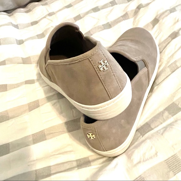 Tory Burch Shoes - Tory Burch- NWT $198 Jesse Gray Suede Slip On Sneakers, Size 9